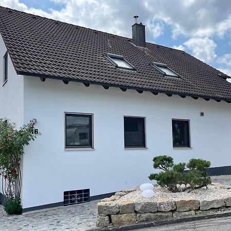 Apartment Am Stadtpark Neumarkt in der Oberpfalz Exterior photo