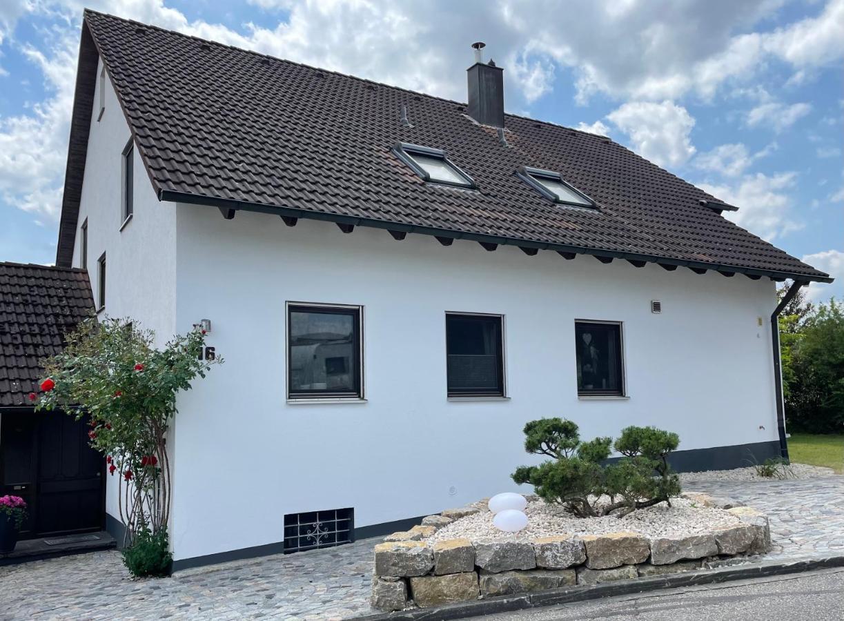 Apartment Am Stadtpark Neumarkt in der Oberpfalz Exterior photo